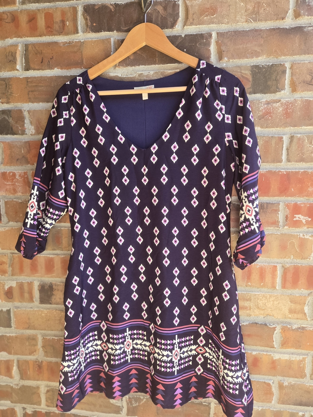 Gianni Bini Purple and Pink Diamond-Print V-Neck Tunic Quiet Luxury Lightweight
